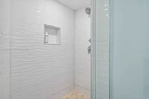 2301 S Ocean Dr, Hollywood, FL 33019 - Photo 19