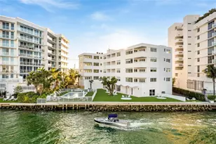 9881 E Bay Harbor Dr, Bay Harbor Islands, FL 33154 - Photo 15