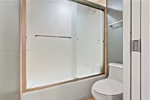 6917 Collins Ave, Miami Beach, FL 33141 - Photo 27