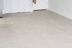 870 NW 87th Ave, Miami, FL 33172 - Photo 3