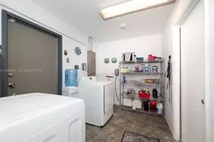 9370 SW 82nd St, Miami, FL 33173 - Photo 27