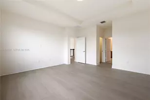 8836 NW 161st Terrace, Miami Lakes, FL 33018 - Photo 15