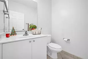 1058 Tupelo Way, Weston, FL 33327 - Photo 35