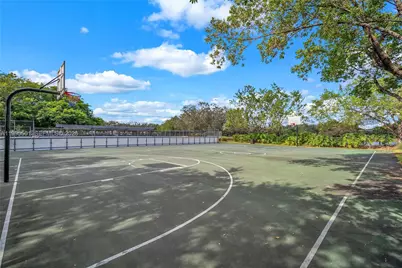 1058 Tupelo Way, Weston, FL 33327 - Photo 45