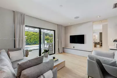 6449 SW 56th St, South Miami, FL 33155 - Photo 9