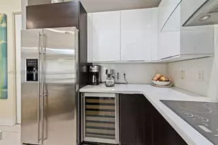 10305 NW 63rd Terrace, Doral, FL 33178 - Photo 13