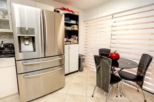 9955 Costa Del Sol Blvd, Doral, FL 33178 - Photo 19