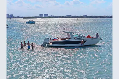 220 Bal Bay Dr, Bal Harbour, FL 33154 - Photo 13