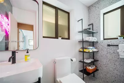 13654 NE 20th Pl, North Miami Beach, FL 33181 - Photo 21