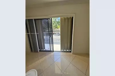 9301 SW 92nd Ave #210C, Miami, FL 33176 - Photo 5