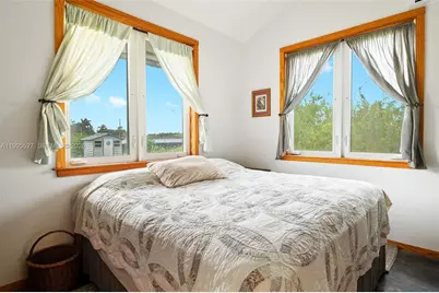 20255 SW 154th Ave, Miami, FL 33187 - Photo 23