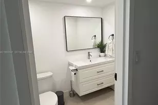 7601 E Treasure Dr, North Bay Village, FL 33141 - Photo 7