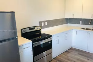 1016 NE 17th Ave, Fort Lauderdale, FL 33304 - Photo 3