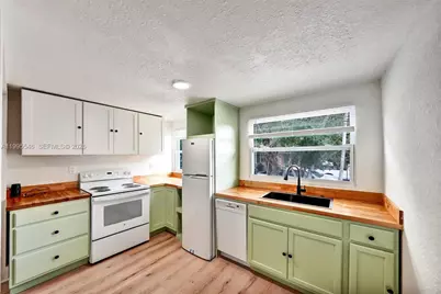 1411 SW 3rd St #2, Miami, FL 33135 - Photo 5