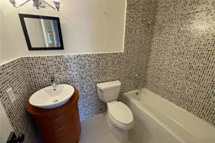 9944 NW 41st St, Doral, FL 33178 - Photo 17