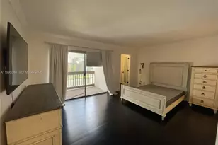 9944 NW 41st St, Doral, FL 33178 - Photo 3