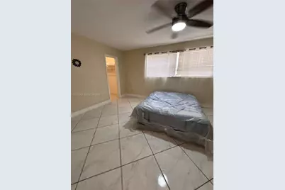 839 S Highland Dr #Right, Hollywood, FL 33021 - Photo 19