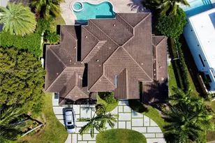 5023 NW 94th Doral Pl, Doral, FL 33178 - Photo 3