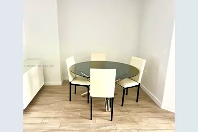 999 SW 1st Ave #1807, Miami, FL 33130 - Photo 9