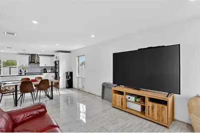 681 NW 21st St, Pompano Beach, FL 33060 - Photo 9