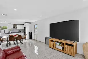 681 NW 21 St, Pompano Beach, FL 33060 - Photo 9