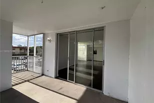 3660 NE 166th St, North Miami Beach, FL 33160 - Photo 33