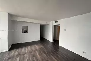 3660 NE 166th St, North Miami Beach, FL 33160 - Photo 11