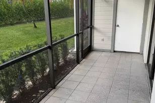 451 NE 207th Ln, Miami, FL 33179 - Photo 13