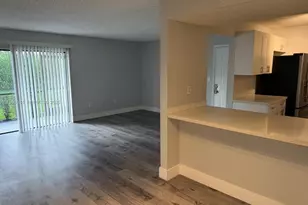 451 NE 207th Ln, Miami, FL 33179 - Photo 5