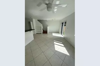 324 NE 3rd St #D, Hallandale Beach, FL 33009 - Photo 7