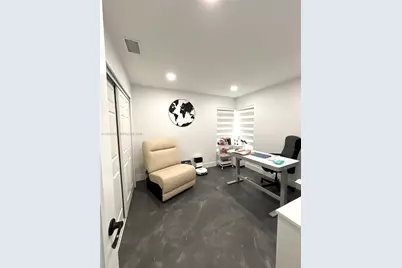 511 SW 115th Ave, Sweetwater, FL 33174 - Photo 19