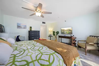 20515 E Country Club Dr #348, Aventura, FL 33180 - Photo 19