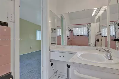 3811 NW 174th St, Miami Gardens, FL 33055 - Photo 11