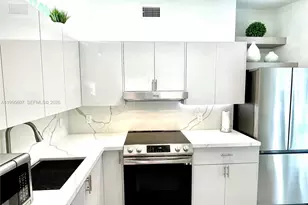 2406 Marathon Ln, Fort Lauderdale, FL 33312 - Photo 13