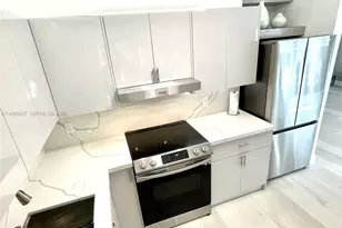 2406 Marathon Ln, Fort Lauderdale, FL 33312 - Photo 11