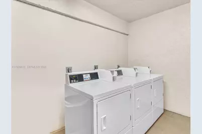 620 Tennis Club Dr #306, Fort Lauderdale, FL 33311 - Photo 35