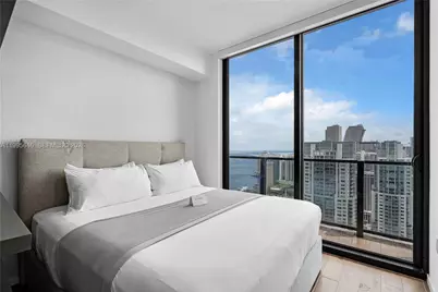 398 NE 5th St #4412, Miami, FL 33132 - Photo 9