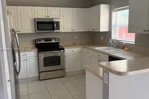 2402 NE 41st Pl, Homestead, FL 33033 - Photo 9