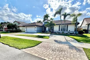 2723 E Abiaca Cir, Davie, FL 33328 - Photo 37