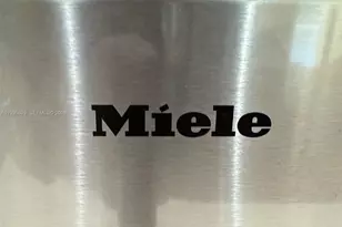 2723 E Abiaca Cir, Davie, FL 33328 - Photo 11