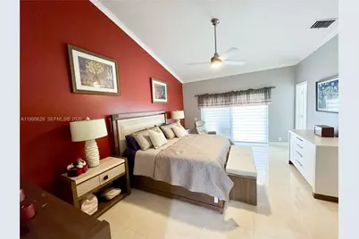 2723 E Abiaca Cir, Davie, FL 33328 - Photo 29