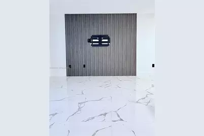 8660 NW 5th Ter #15-108, Miami, FL 33126 - Photo 5