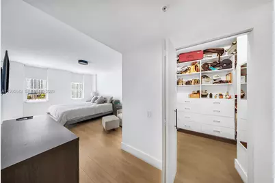 701 Brickell Key Blvd #1112, Miami, FL 33131 - Photo 11