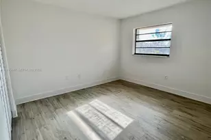 550 SW 115th Ave, Sweetwater, FL 33174 - Photo 7