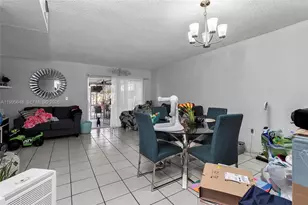 805 W 79th Pl, Hialeah, FL 33014 - Photo 9
