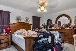 805 W 79th Pl, Hialeah, FL 33014 - Photo 17