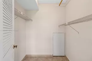 9820 S Hollybrook Lake Dr, Pembroke Pines, FL 33025 - Photo 15