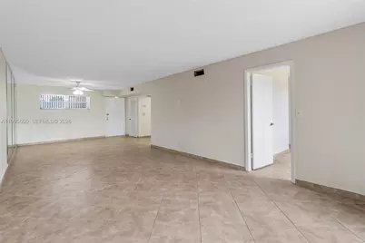 9820 S Hollybrook Lake Dr #106, Pembroke Pines, FL 33025 - Photo 7