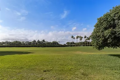 9820 S Hollybrook Lake Dr #106, Pembroke Pines, FL 33025 - Photo 25
