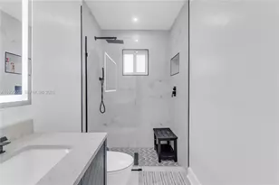 2426 NW 108th Terrace, Sunrise, FL 33322 - Photo 25